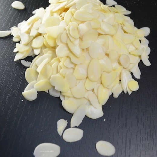 【西微雅】分享饞人的扁桃仁片小零食制作方法(圖1) 【西微雅】分享饞人的扁桃仁片小零食制作方法(圖1)